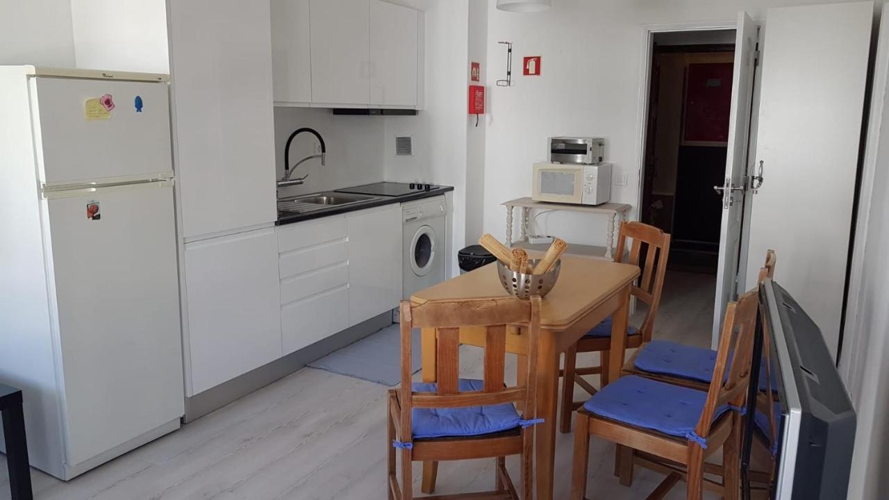 Apartment Girasol Front Beach Quarteira Algarve エクステリア 写真