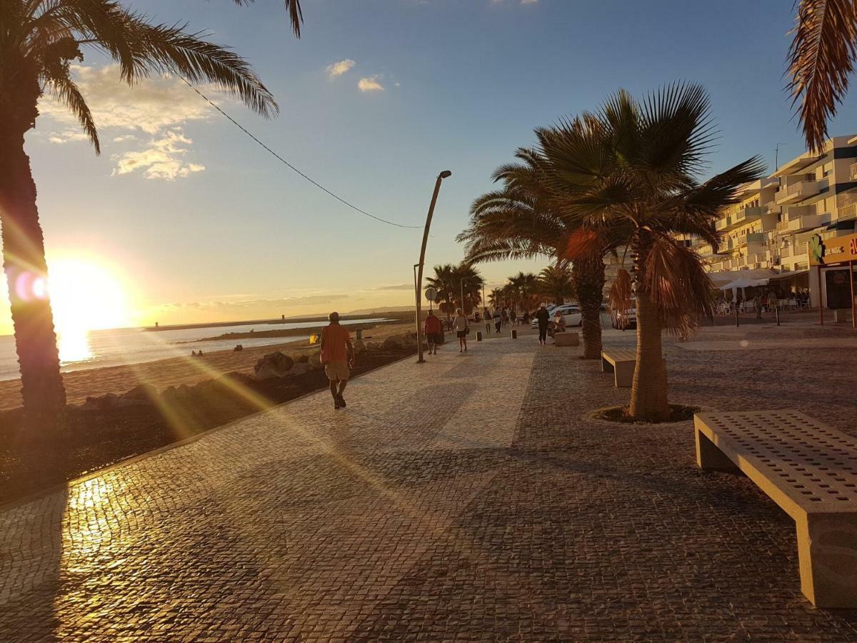 Apartment Girasol Front Beach Quarteira Algarve エクステリア 写真